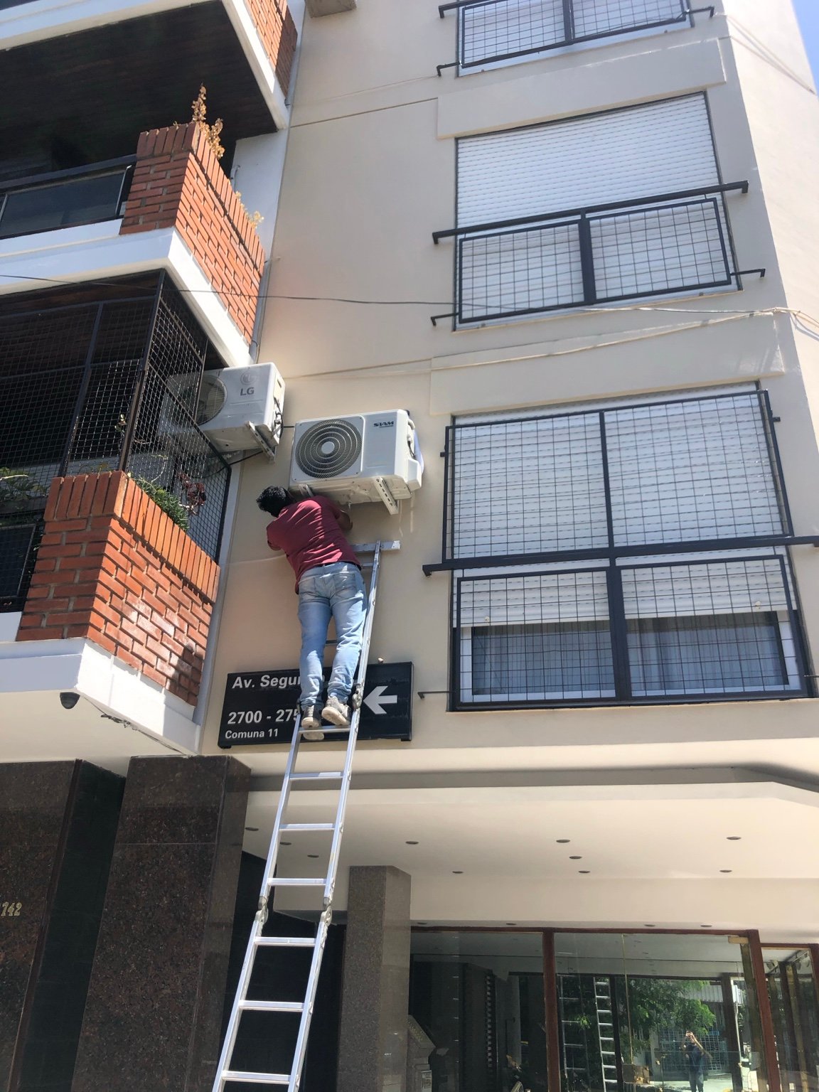 Instalación de aire acondicionado en altura